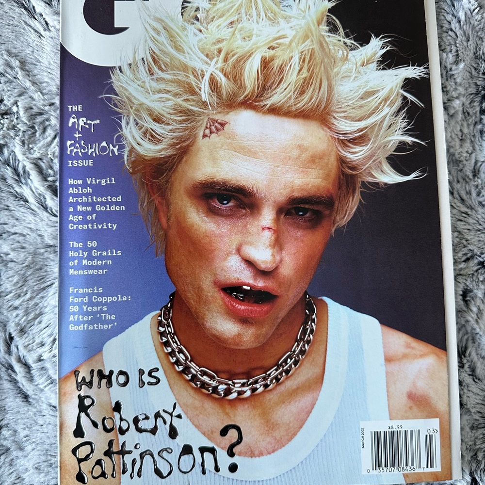 GQ Gentlemen’s Quarterly Magazine "Who is Robert Pattinson" March 2022 RARE - Picture 6 of 7